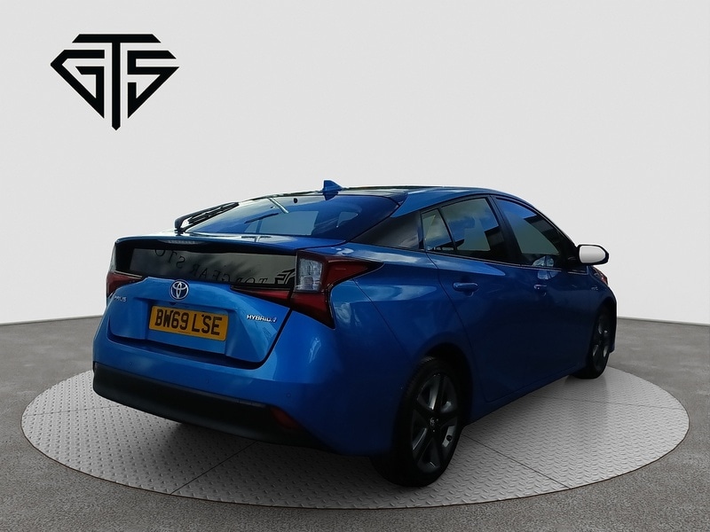 Used Toyota Prius 2020 for sale - 76047166: Photo 3