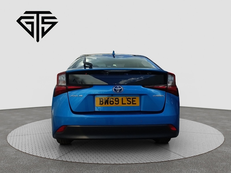 Used Toyota Prius 2020 for sale - 76047166: Photo 4
