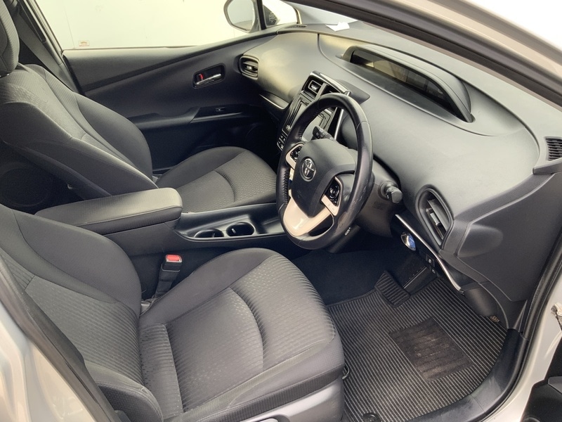 Used Toyota Prius 2024 for sale - 76047077: Photo 12
