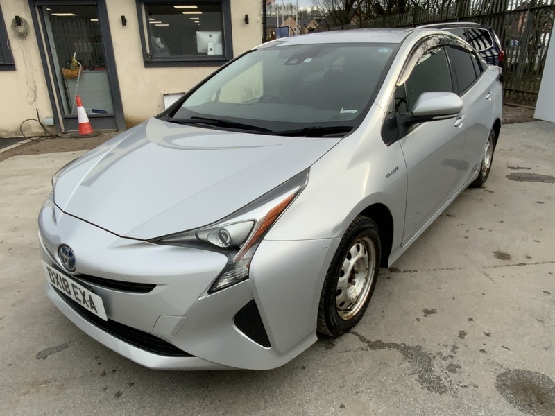 Used Toyota Prius 2024 for sale - 76047077: Photo 3