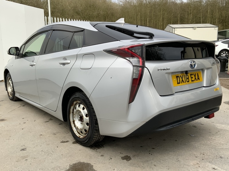 Used Toyota Prius 2024 for sale - 76047077: Photo 5