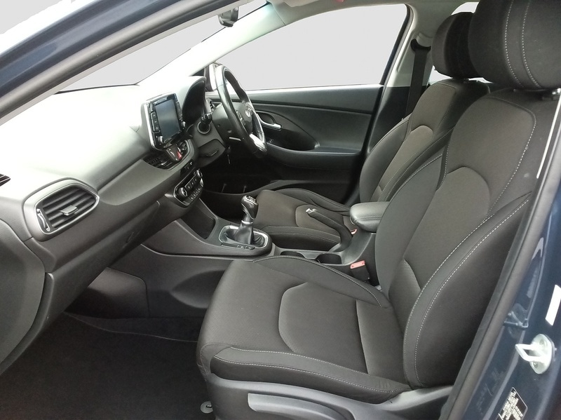 Used Hyundai i30 2017 for sale - 76046998: Photo 15