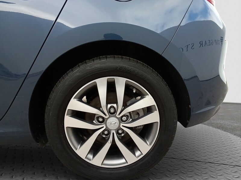 Used Hyundai i30 2017 for sale - 76046998: Photo 24