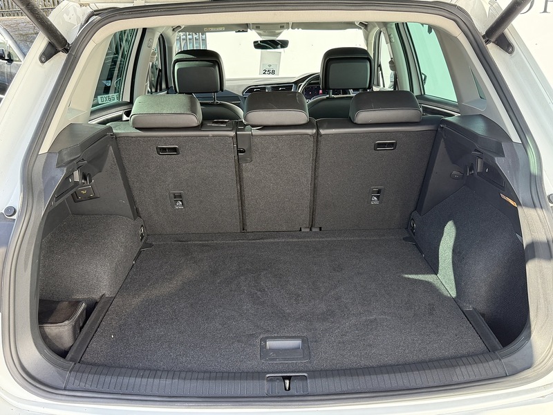 Used Volkswagen Tiguan 2025 for sale - 76047076: Photo 9