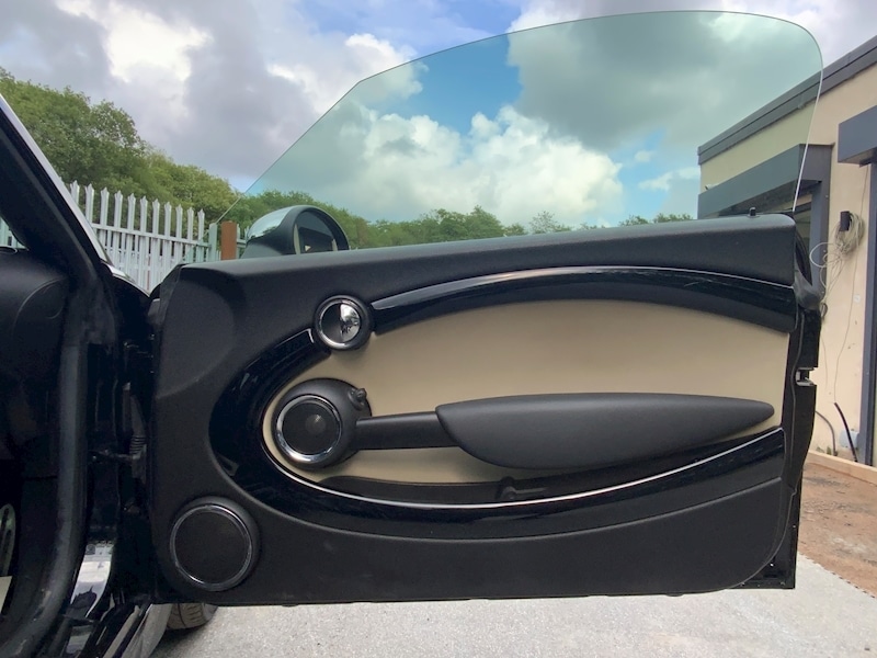 Used MINI Coupe 2011 for sale - 69052247: Photo 10