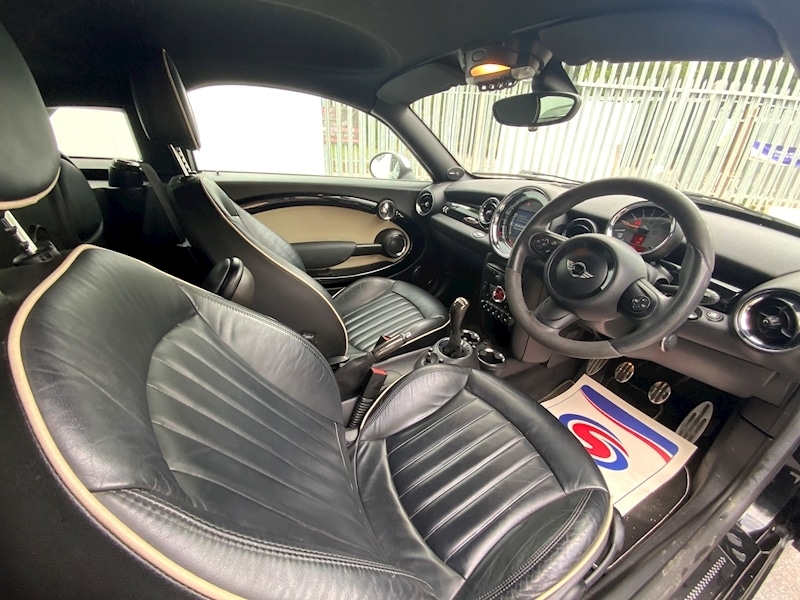 Used MINI Coupe 2011 for sale - 69052247: Photo 12