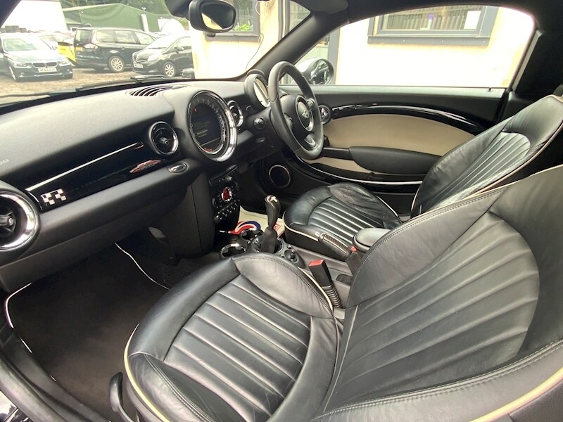 Used MINI Coupe 2011 for sale - 69052247: Photo 31
