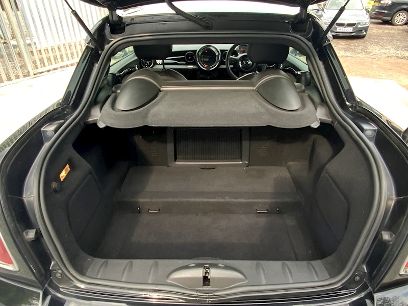 Used MINI Coupe 2011 for sale - 69052247: Photo 8