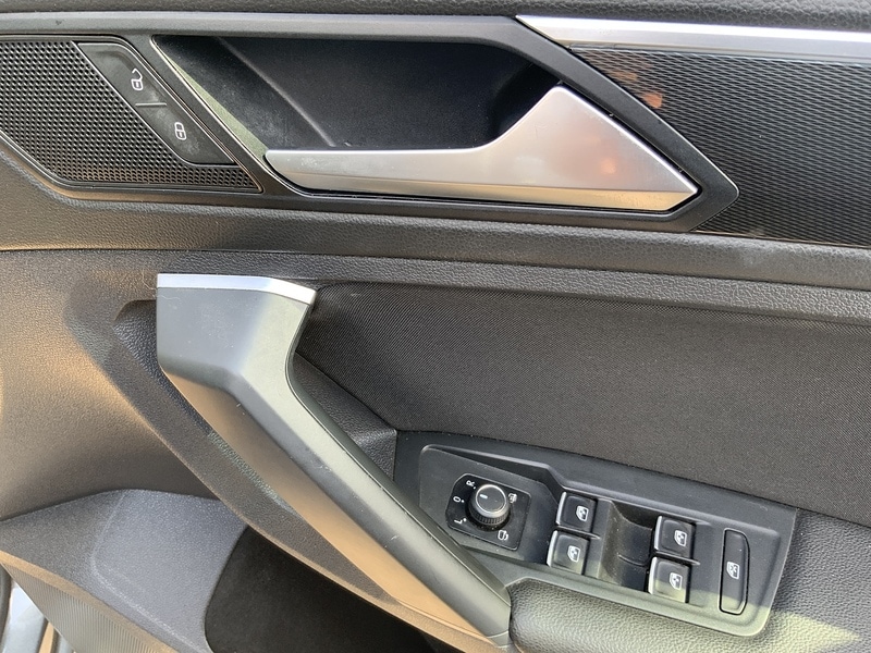 Used Volkswagen Tiguan 2018 for sale - 76047012: Photo 12