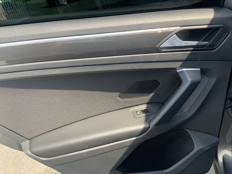 Used Volkswagen Tiguan 2018 for sale - 76047012: Photo 26