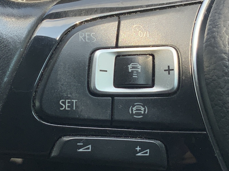 Used Volkswagen Tiguan 2018 for sale - 76047012: Photo 35