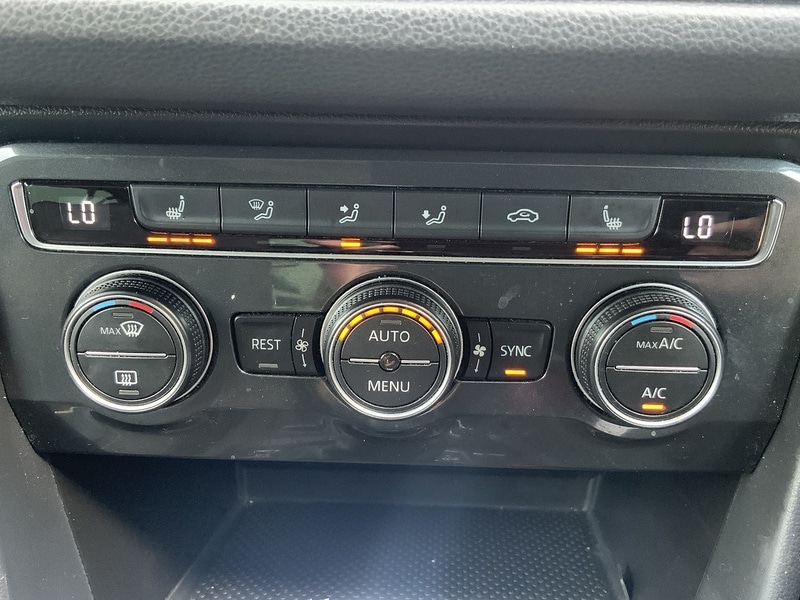 Used Volkswagen Tiguan 2018 for sale - 76047012: Photo 45