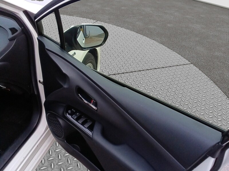 Used Toyota Prius for sale - 76232398: Photo 13