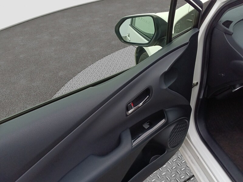 Used Toyota Prius for sale - 76232398: Photo 15