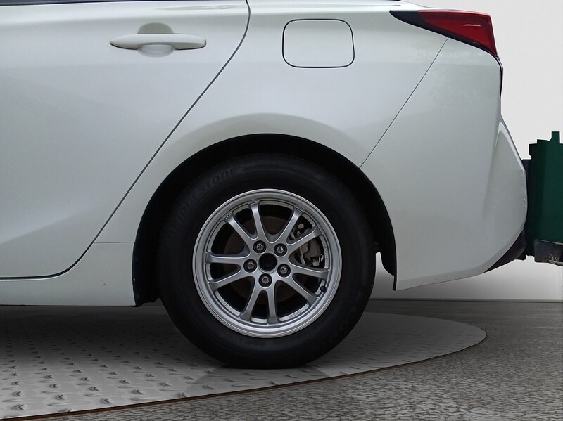 Used Toyota Prius for sale - 76232398: Photo 24