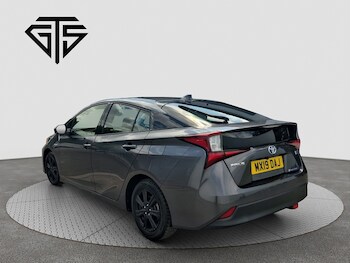 Used Toyota Prius 2025 for sale - 76047139: Photo 4