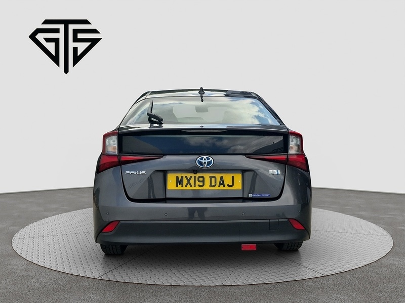 Used Toyota Prius 2025 for sale - 76047139: Photo 5