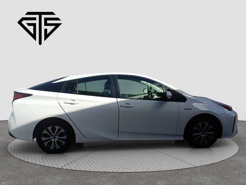 Used Toyota Prius 2020 for sale - 75983164: Photo 2