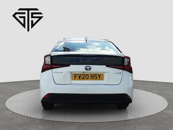 Used Toyota Prius 2020 for sale - 75983164: Photo