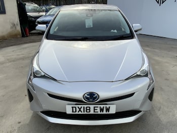 Used Toyota Prius 2024 for sale - 76047089: Photo 2