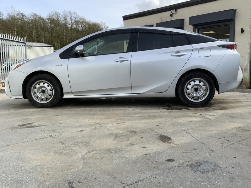 Used Toyota Prius 2024 for sale - 76047089: Photo 4