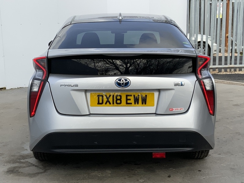 Used Toyota Prius 2024 for sale - 76047089: Photo 6