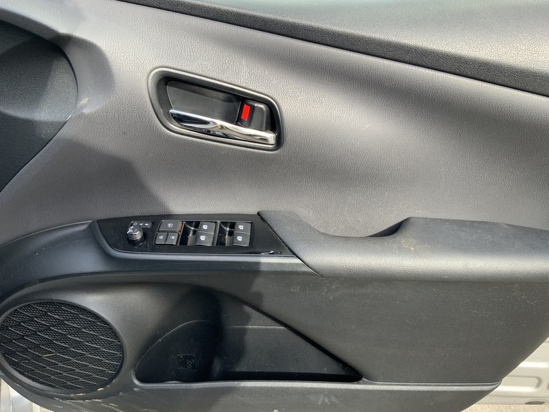 Used Toyota Prius 2024 for sale - 76047089: Photo 9