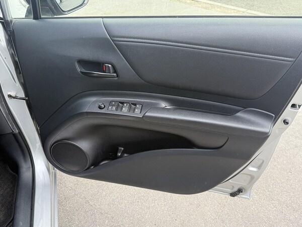 Used Toyota Sienta 2025 for sale - 76047032: Photo 10