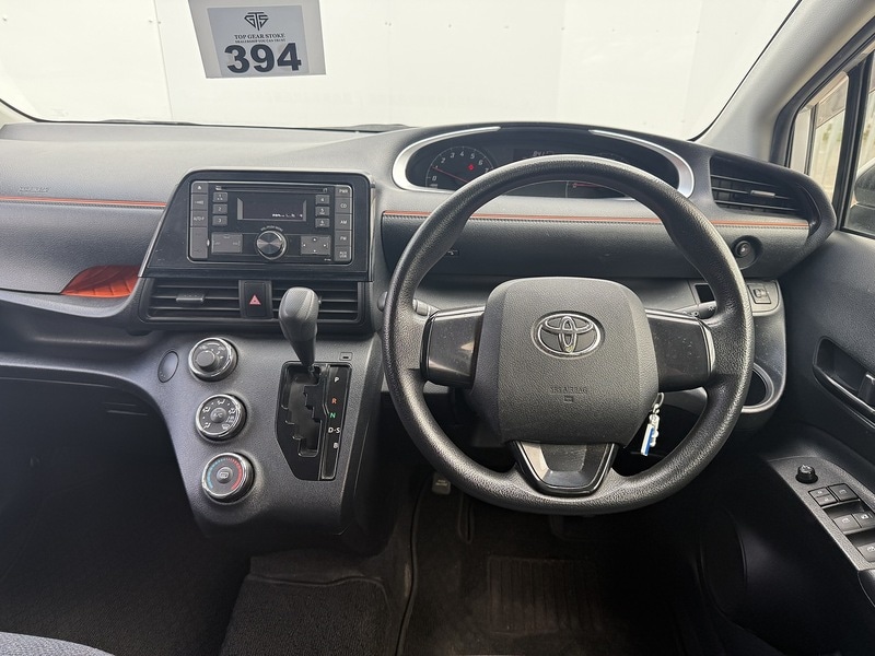 Used Toyota Sienta 2025 for sale - 76047032: Photo 17