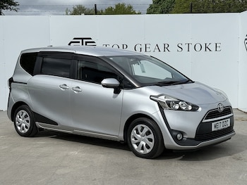 Used Toyota Sienta 2017 for sale - 76047032: Photo