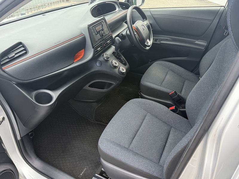 Used Toyota Sienta 2025 for sale - 76047032: Photo 33