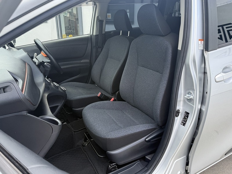 Used Toyota Sienta 2025 for sale - 76047032: Photo 34