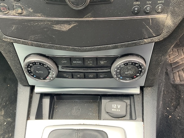 Used Mercedes-Benz C Class 2009 for sale - 71627253: Photo 26