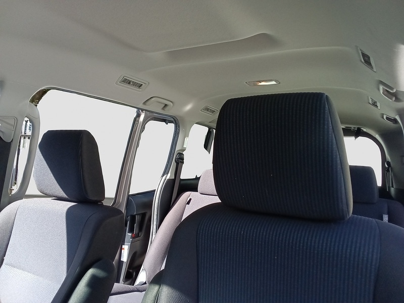 Used Toyota Voxy for sale - 76232380: Photo 19