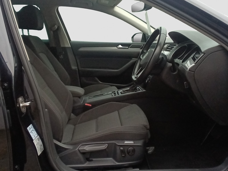 Used Volkswagen Passat 2022 for sale - 76768895: Photo 16