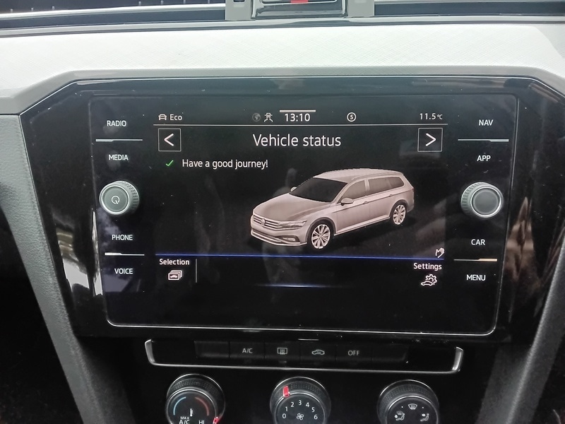 Used Volkswagen Passat 2022 for sale - 76768895: Photo 32