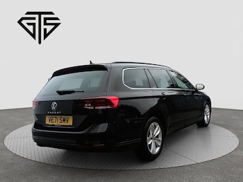 Used Volkswagen Passat 2022 for sale - 76768895: Photo