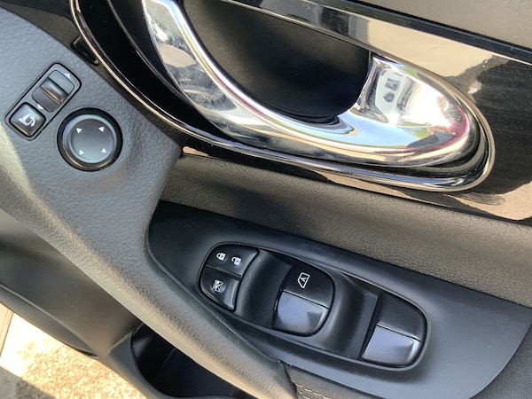 Used Nissan Qashqai 2017 for sale - 68499182: Photo 10