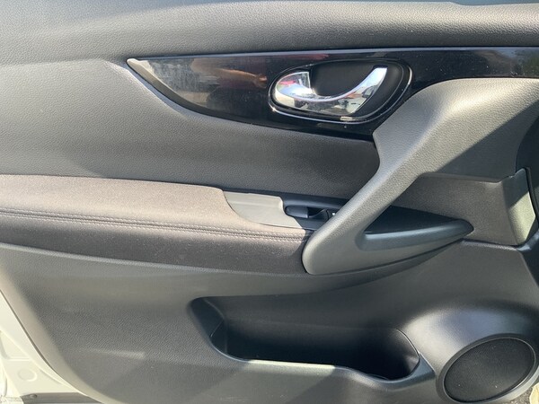 Used Nissan Qashqai 2017 for sale - 68499182: Photo 24