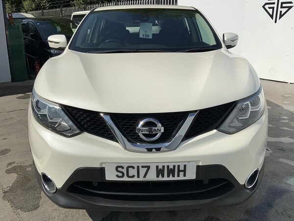 Used Nissan Qashqai 2017 for sale - 68499182: Photo 2