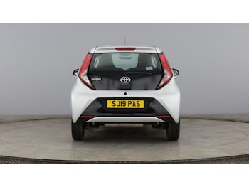 Used Toyota AYGO 2019 for sale - 76047046: Photo 4