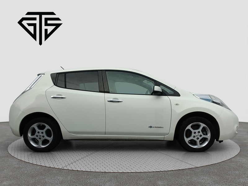 Used Nissan Leaf 2015 for sale - 76185796: Photo 2