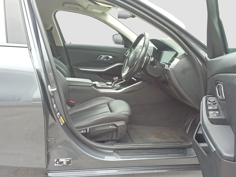 Used BMW 3 Series 2022 for sale - 76492146: Photo 9