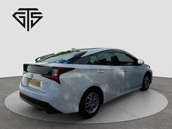 Used Toyota Prius 2025 for sale - 76047055: Photo 3