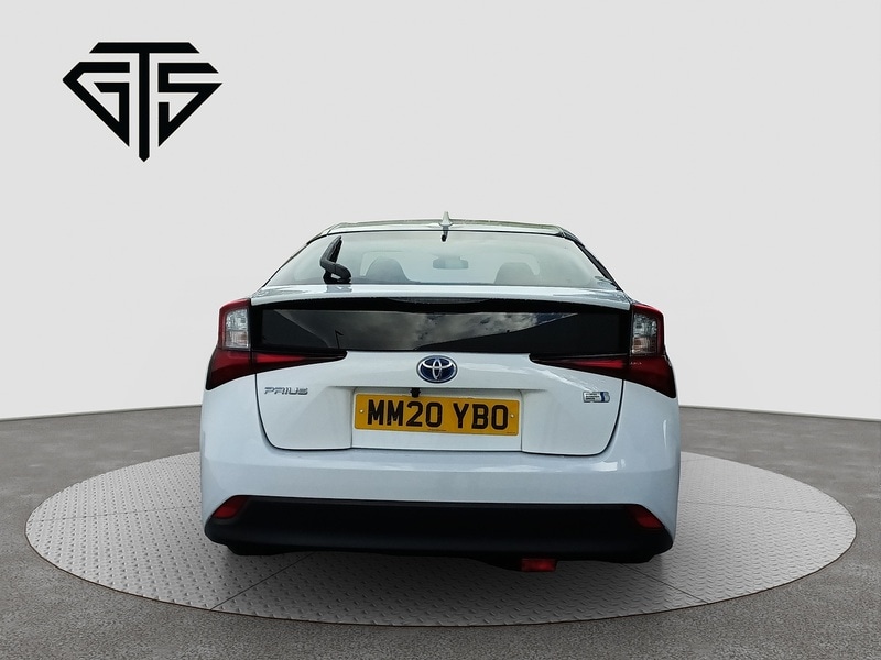 Used Toyota Prius 2025 for sale - 76047055: Photo 4