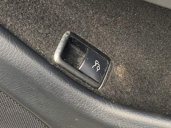 Used Mercedes-Benz C Class 2012 for sale - 68255662: Photo 11
