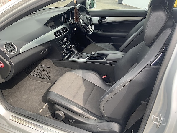 Used Mercedes-Benz C Class 2012 for sale - 68255662: Photo 23