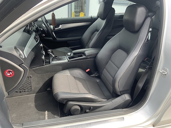 Used Mercedes-Benz C Class 2012 for sale - 68255662: Photo 24