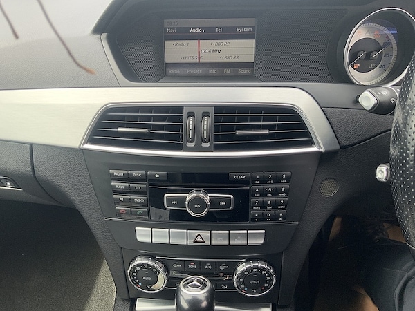Used Mercedes-Benz C Class 2012 for sale - 68255662: Photo 28