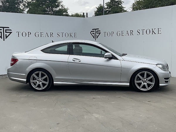 Used Mercedes-Benz C Class 2012 for sale - 68255662: Photo 8